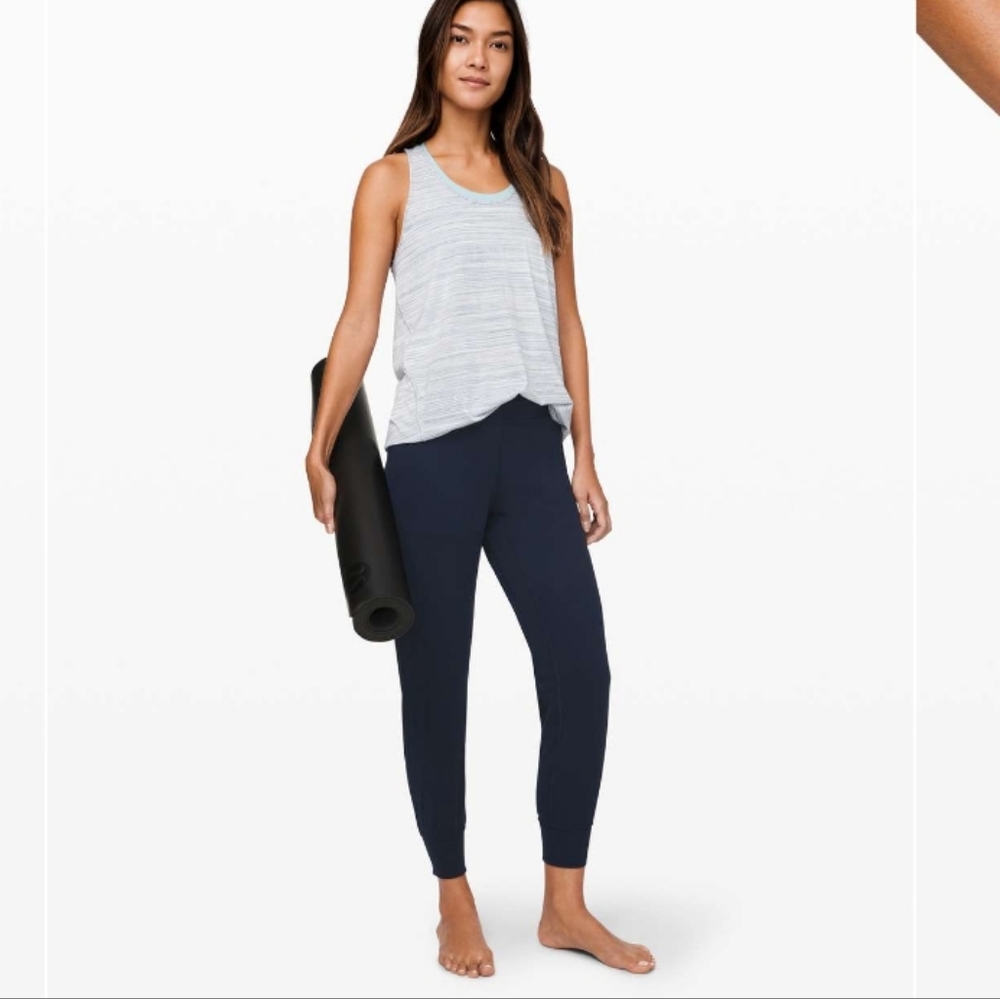 Lululemon Align Jogger 28"